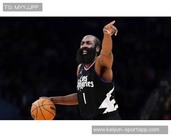 哈登尽力引领球队却遭遇失利12投仅5中三分球命中率低迷表现令人失望