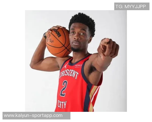 赫伯特琼斯表现低迷8投仅1中全场失误4次正负值惨淡创下最低纪录