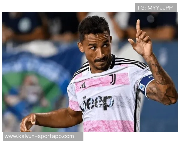 达尼洛重返尤文主场观赛感慨万千未来希望以新身份再回归