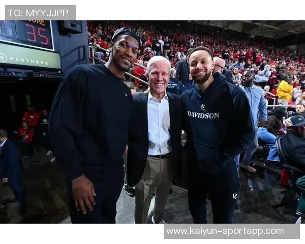 库里分享库里30号立交路牌感恩追梦之路永不停歇